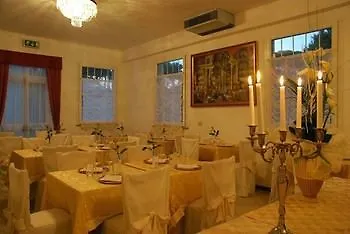 Hotell Pina Milano Marittima