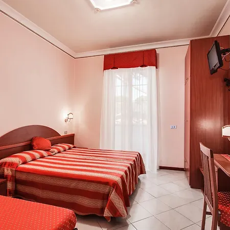 Hotel Pina 3*